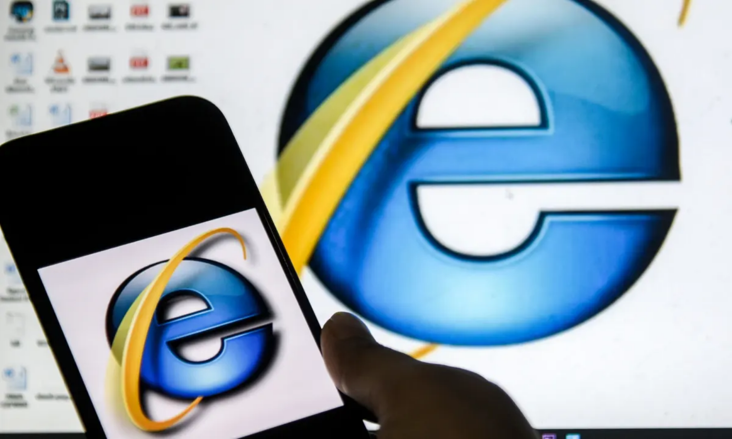 Microsoft to Phase Out Internet Explorer 11, Legacy Edge in 2021